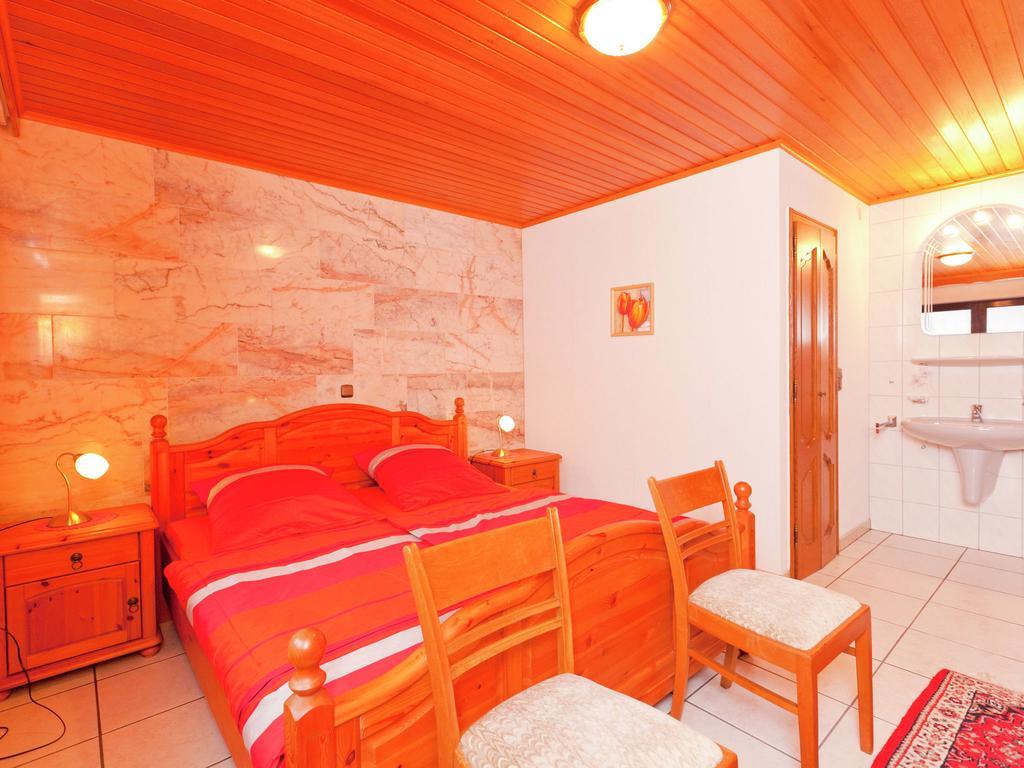 Apartment In Eifel With Children S Playground Lirstal Экстерьер фото
