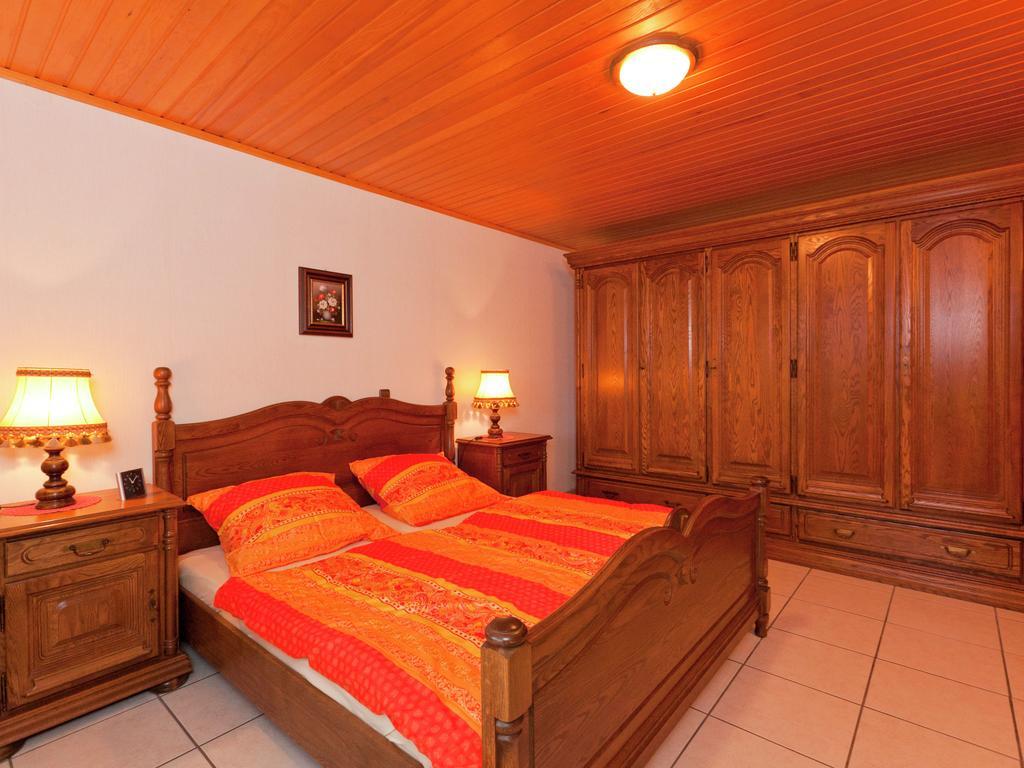 Apartment In Eifel With Children S Playground Lirstal Экстерьер фото